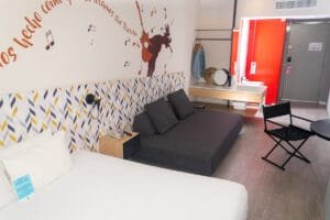 Habitaciones temáticas Ibis Styles Mérida - fotografía comercial