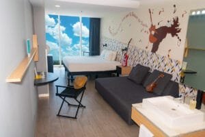 Habitaciones temáticas Ibis Styles Mérida - fotografía comercial