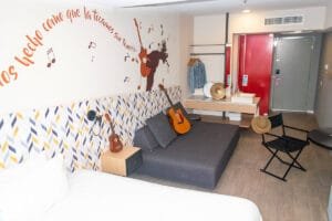 Habitaciones temáticas Ibis Styles Mérida - fotografía comercial