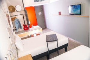 Habitaciones temáticas Ibis Styles Mérida - fotografía comercial