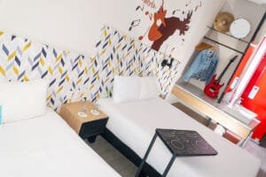 Habitaciones temáticas Ibis Styles Mérida - fotografía comercial