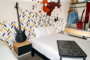 Habitaciones temáticas Ibis Styles Mérida - fotografía comercial