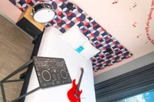 Habitaciones temáticas Ibis Styles Mérida - fotografía comercial