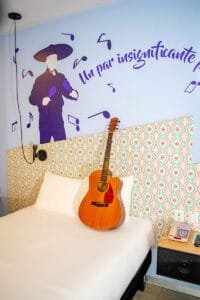 Habitaciones tgematicas Ibis Styles Mérida - fotografía comercial