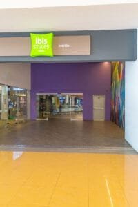 Fachada Ibis Styles Mérida - fotografía comercial